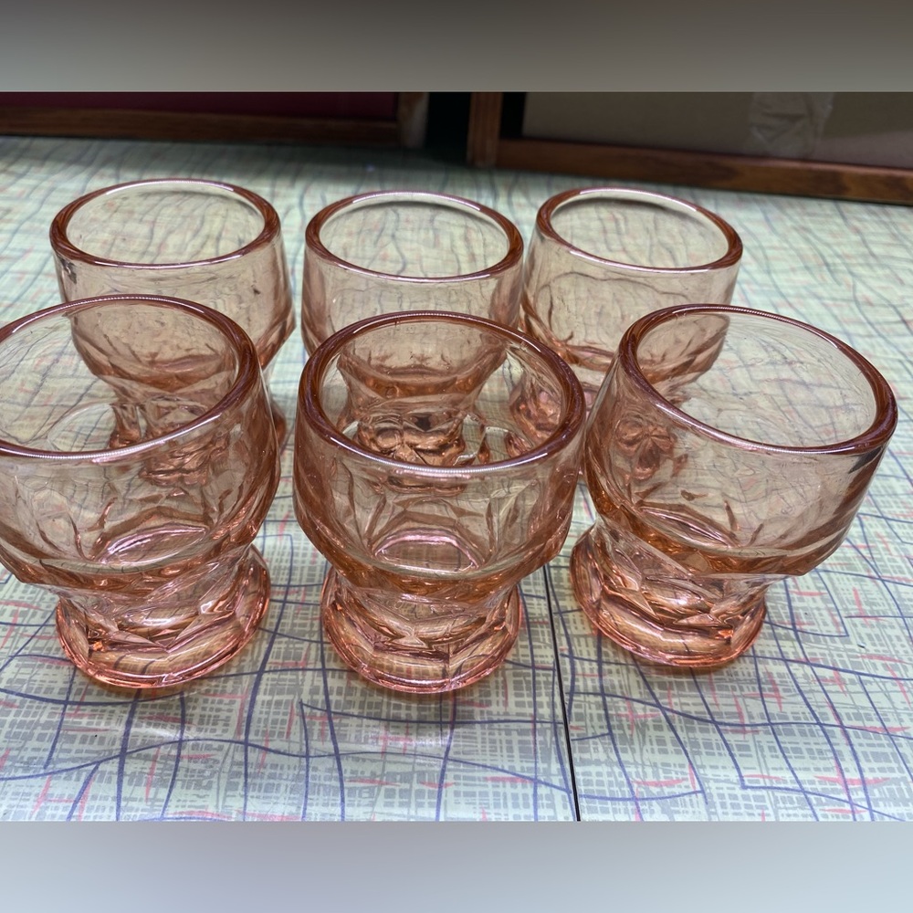 Set of 5 vintage pink glass juice cups